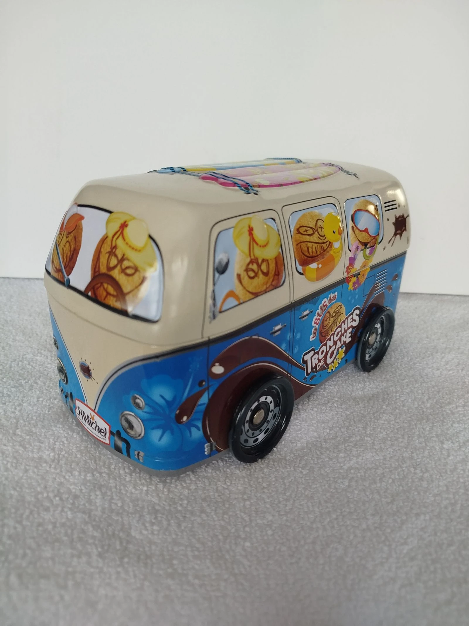 Boîte métal Le bus des tronches de Cake 